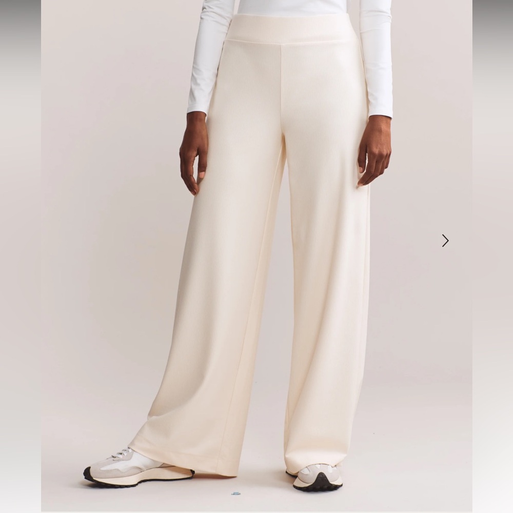 RHONE Tan Women's Leggings